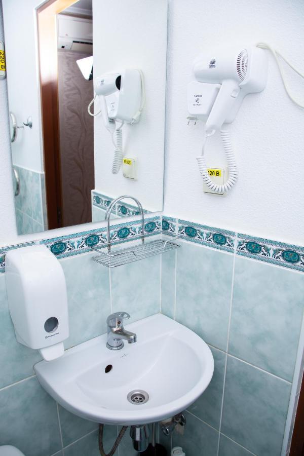 Piligrim 2 Hotel Mykolajiv Buitenkant foto
