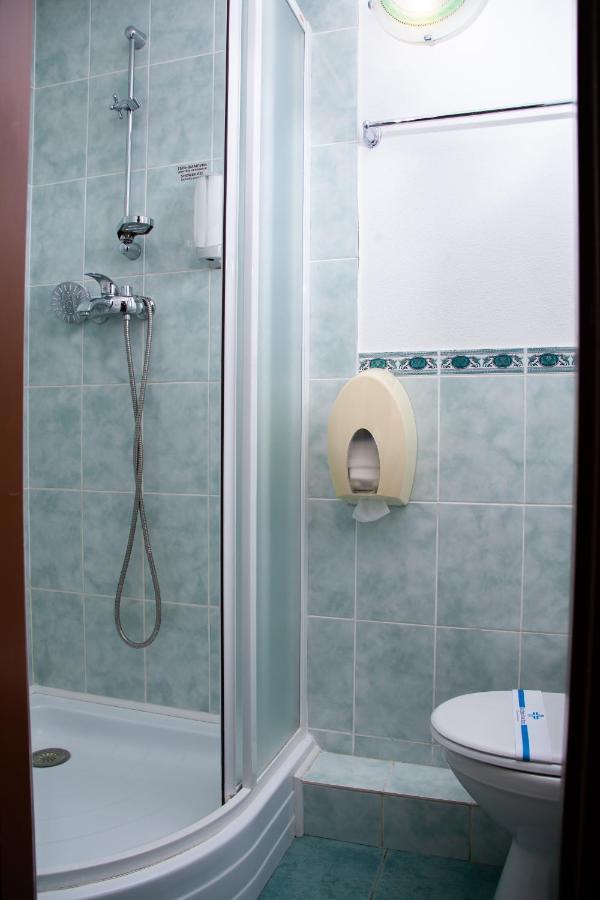 Piligrim 2 Hotel Mykolajiv Buitenkant foto