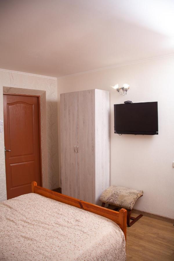 Piligrim 2 Hotel Mykolajiv Buitenkant foto