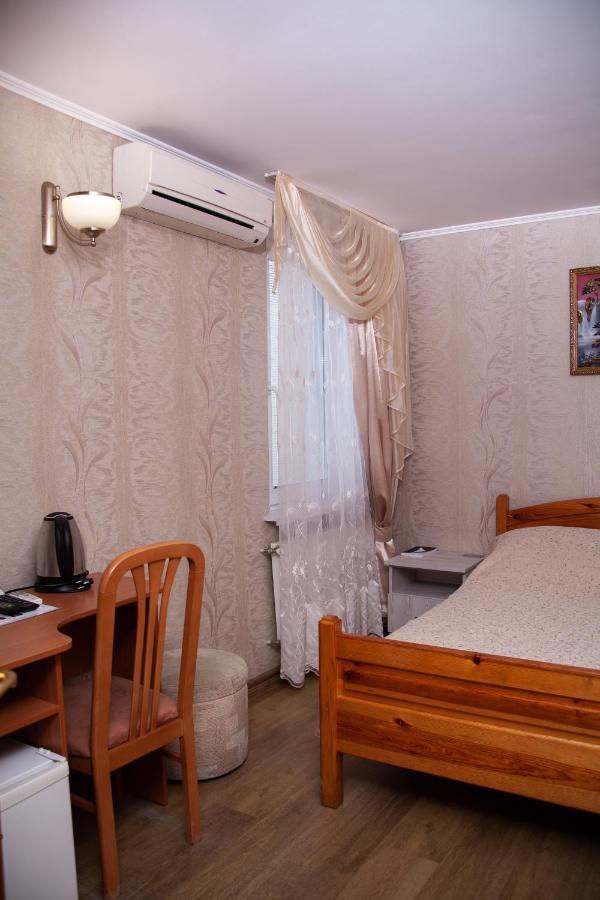 Piligrim 2 Hotel Mykolajiv Buitenkant foto