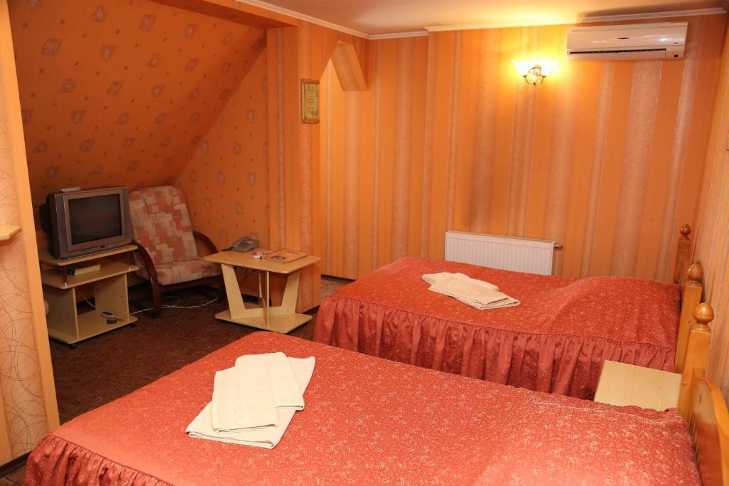 Piligrim 2 Hotel Mykolajiv Buitenkant foto